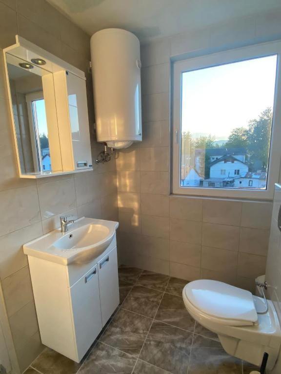 Apartmani Centar 셰니차 외부 사진