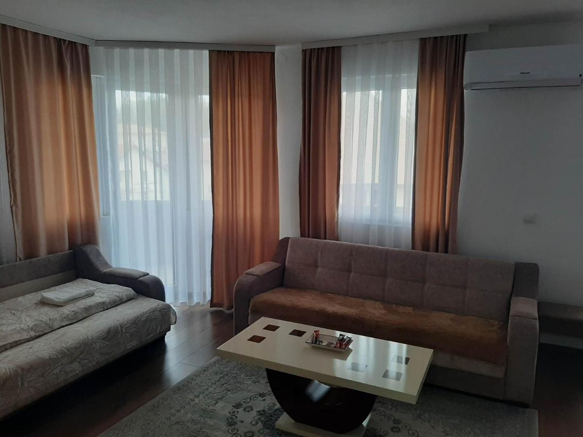 Apartmani Centar 셰니차 외부 사진