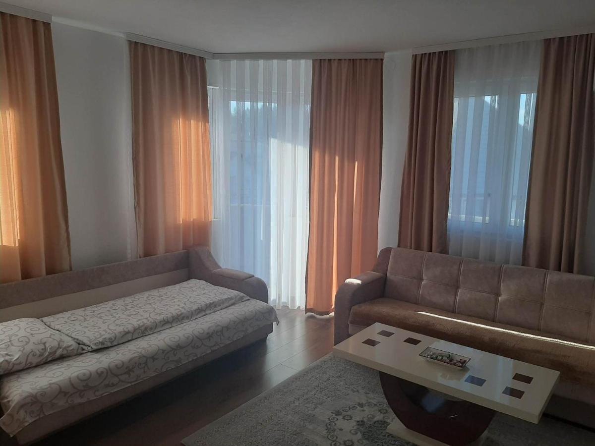 Apartmani Centar 셰니차 외부 사진